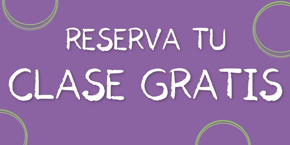 banner de reserva tu clase gratuita aquí, fondo morado, con círculos de tiza verde y el letrero en letras blancas en el centro